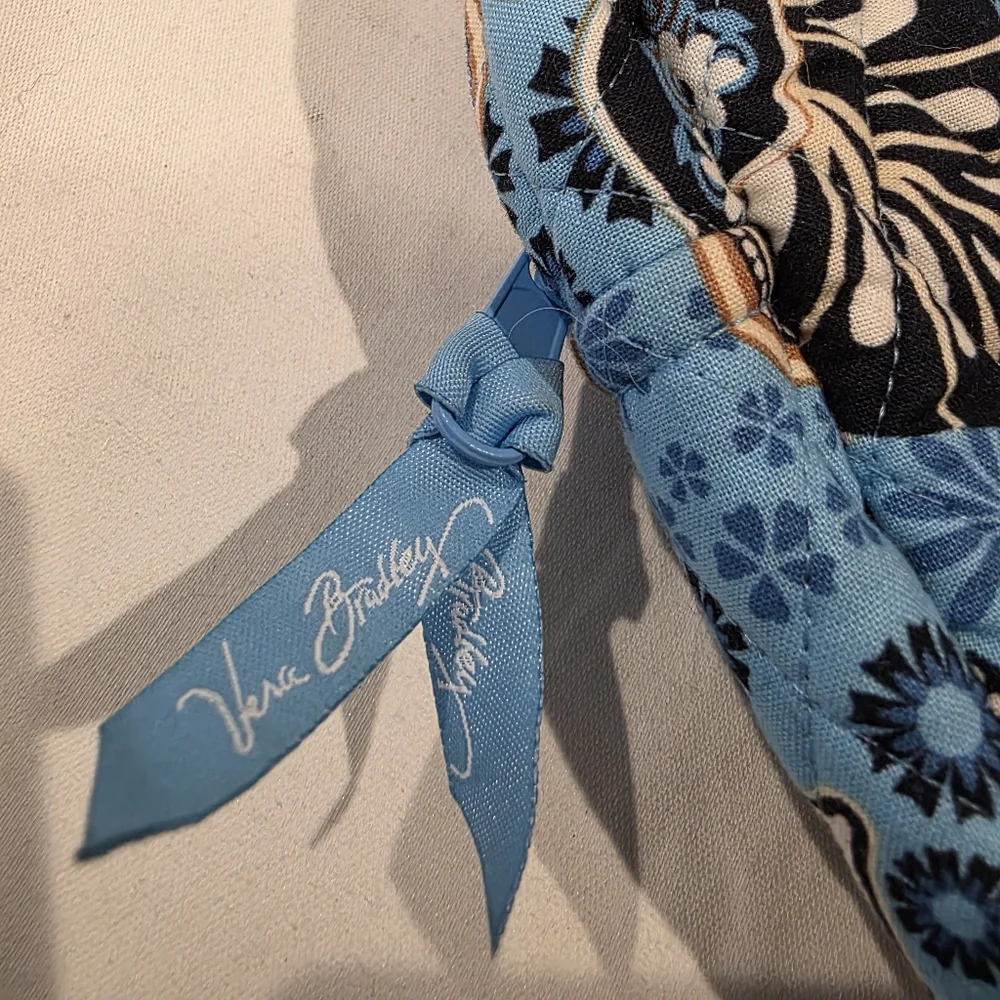 Vera Bradley Retired Bali Blue Lines Make Up Bag Cosmetic Case Travel